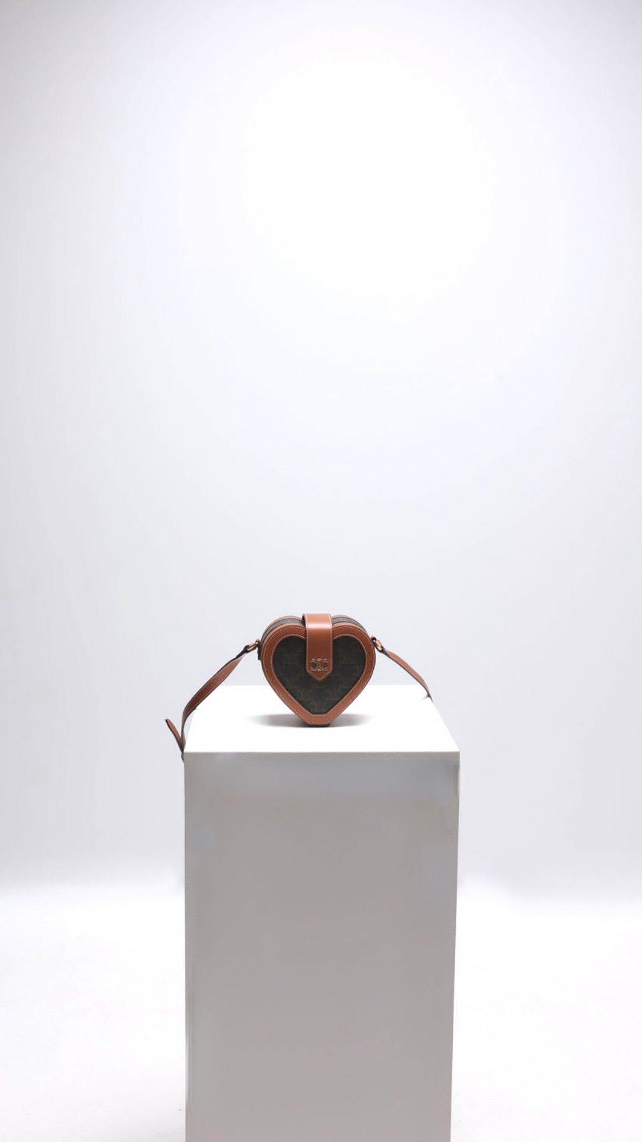 CELINE - HEART TAMBOUR